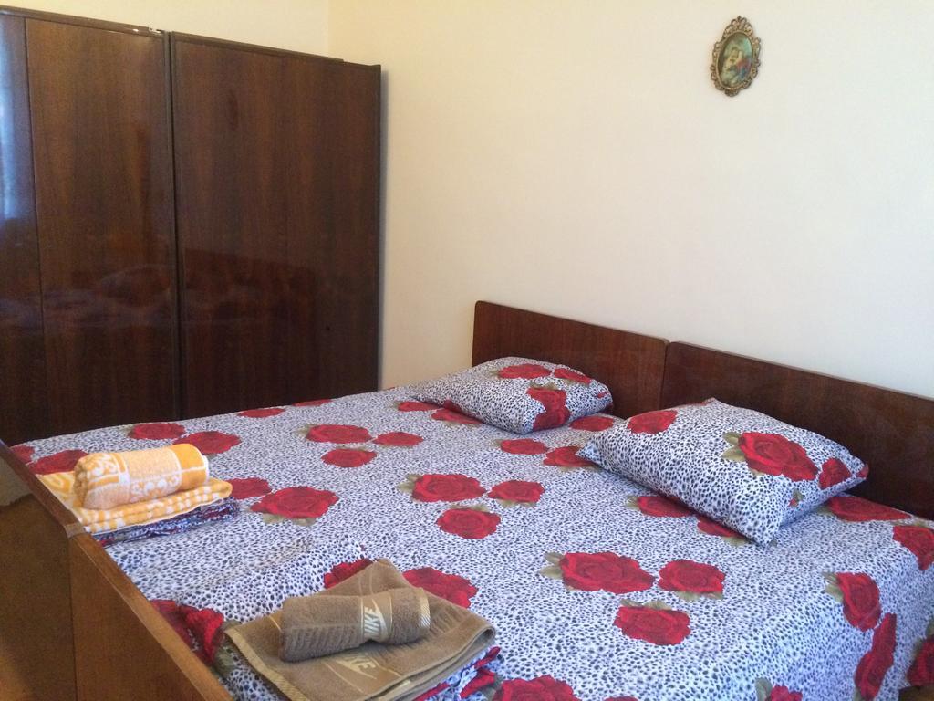 Alex'S Cosy Guesthouse Тбилиси Екстериор снимка