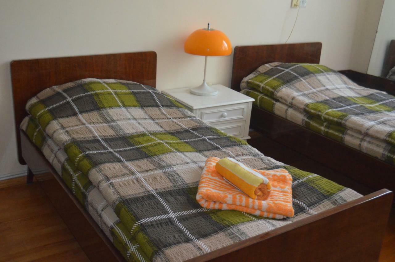 Alex'S Cosy Guesthouse Тбилиси Екстериор снимка