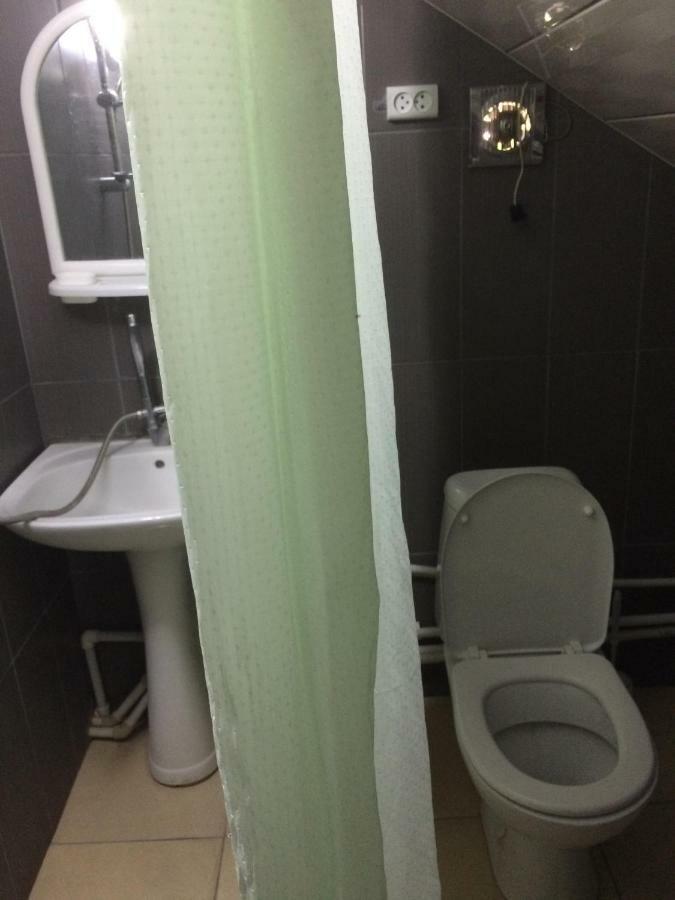 Alex'S Cosy Guesthouse Тбилиси Екстериор снимка