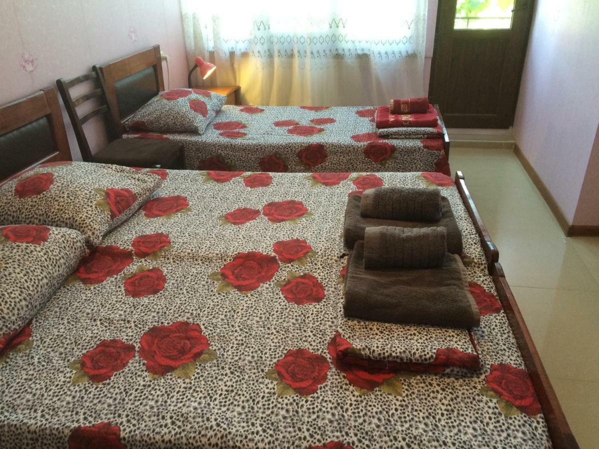 Alex'S Cosy Guesthouse Тбилиси Екстериор снимка
